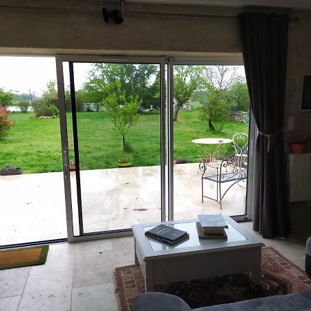 Petit Saint Hubert 1 A 4 Personnes Bed & Breakfast Velles  Exterior photo